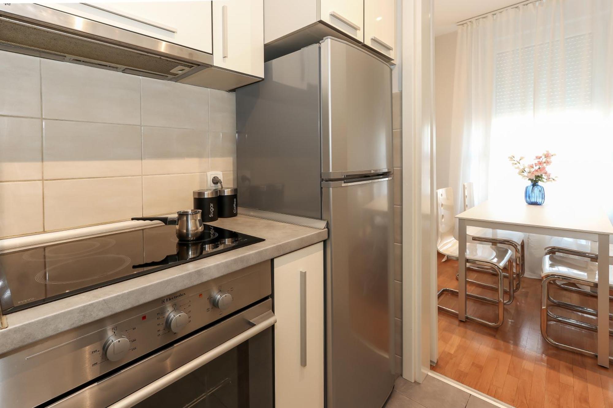 New Belgrade Apartments, Parking 5 Eur Per Day Eksteriør billede