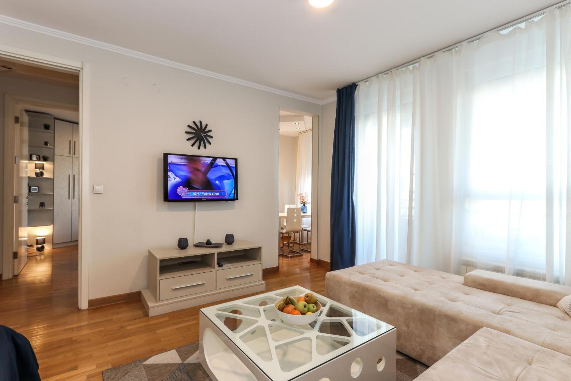 New Belgrade Apartments, Parking 5 Eur Per Day Eksteriør billede