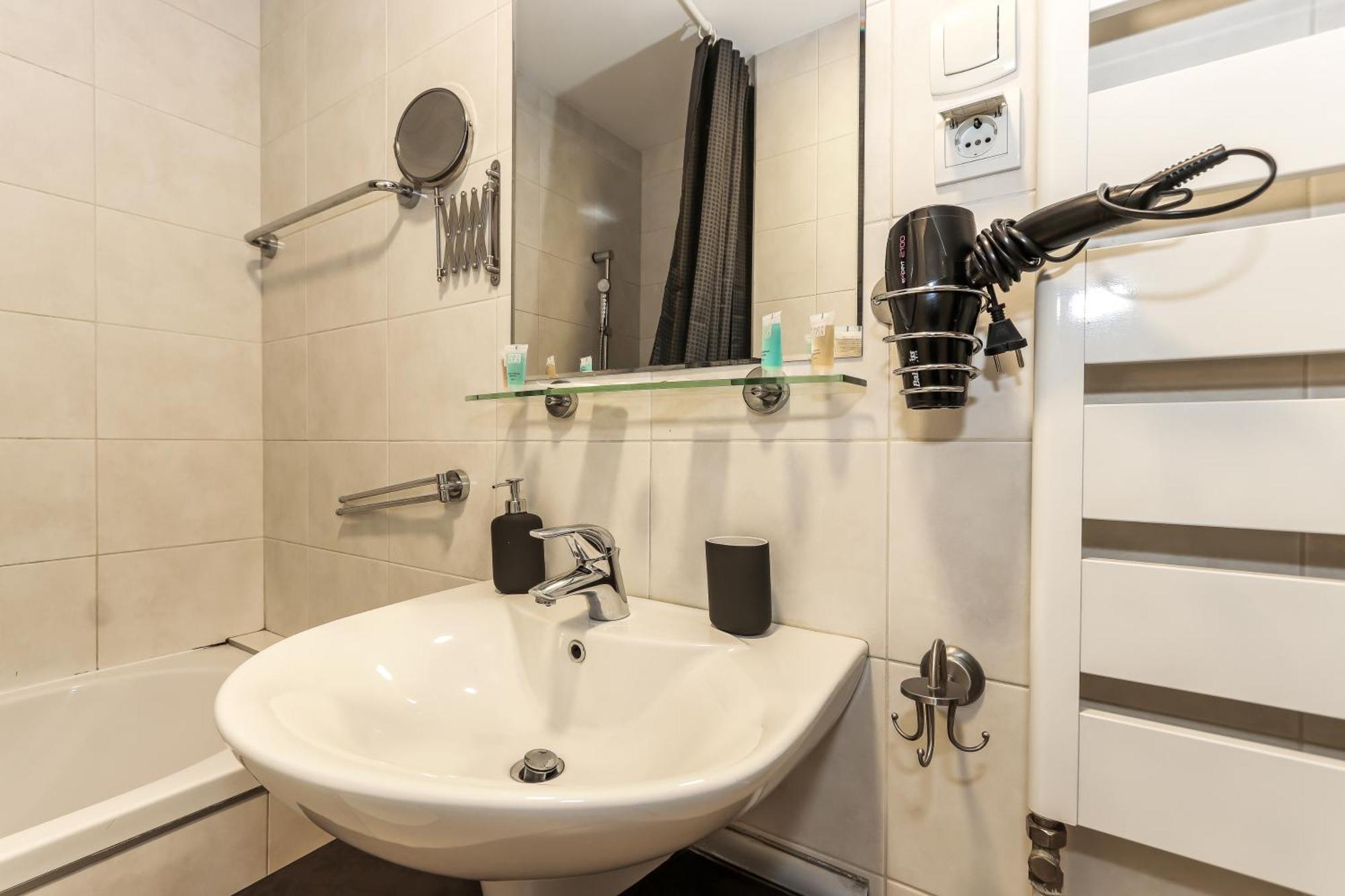 New Belgrade Apartments, Parking 5 Eur Per Day Eksteriør billede