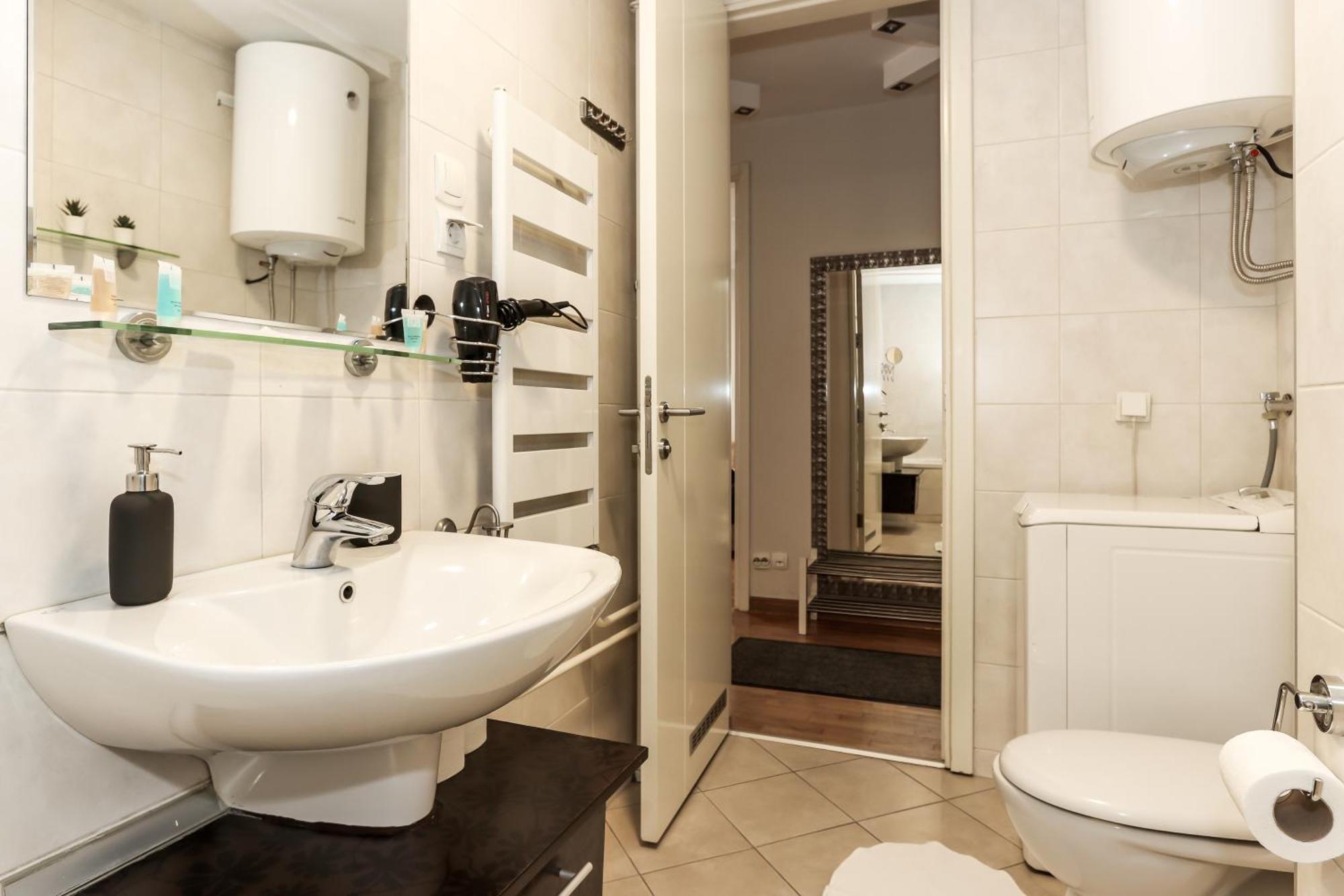 New Belgrade Apartments, Parking 5 Eur Per Day Eksteriør billede